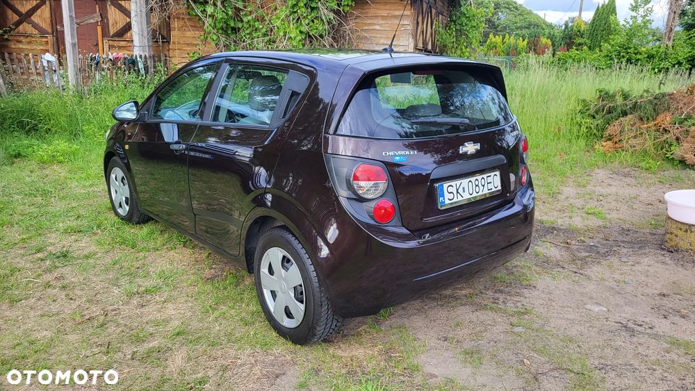 Chevrolet Aveo 1.2 LS - 4