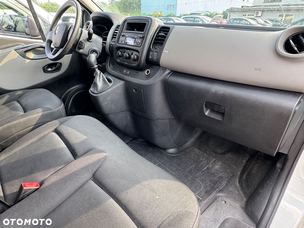 Renault TRAFIC - 19