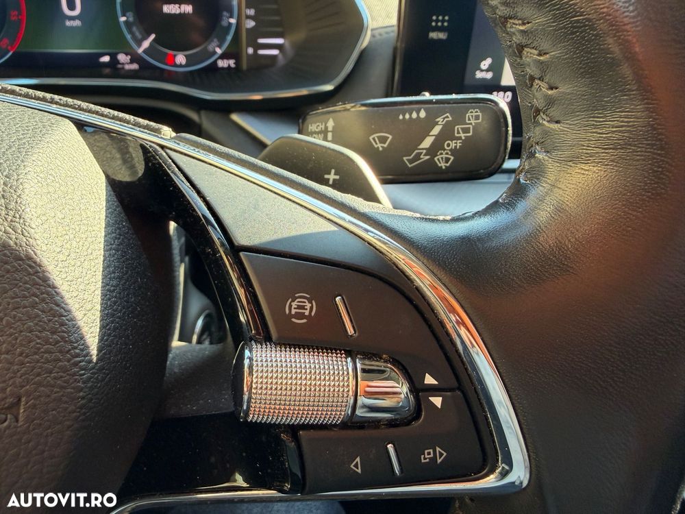 Skoda Octavia 2.0 TDI DSG Style - 28