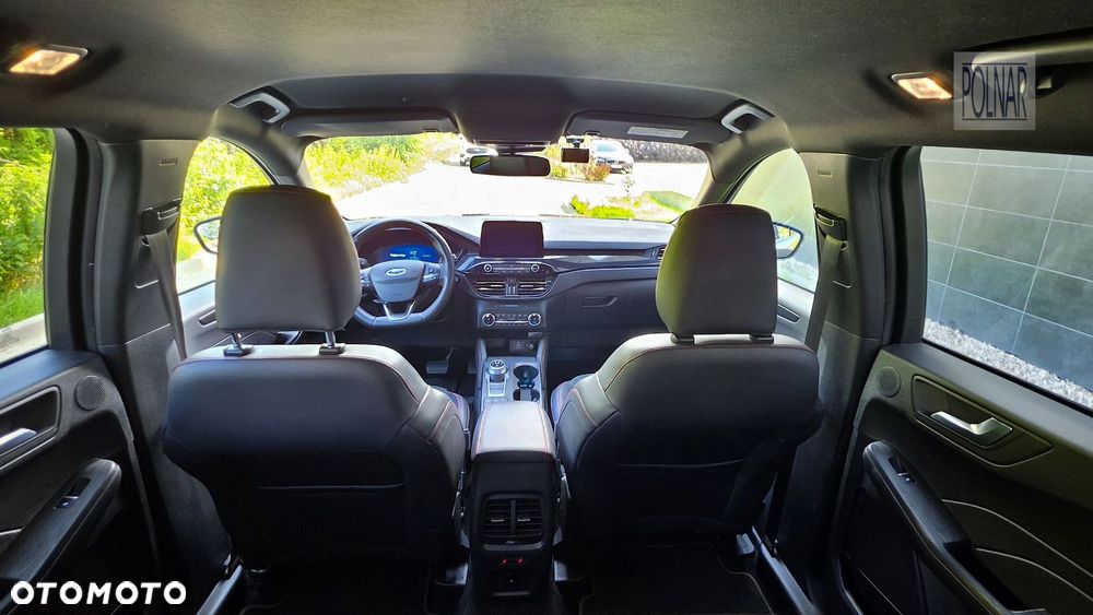 Ford Kuga 2.5 FHEV AWD ST-Line X - 24