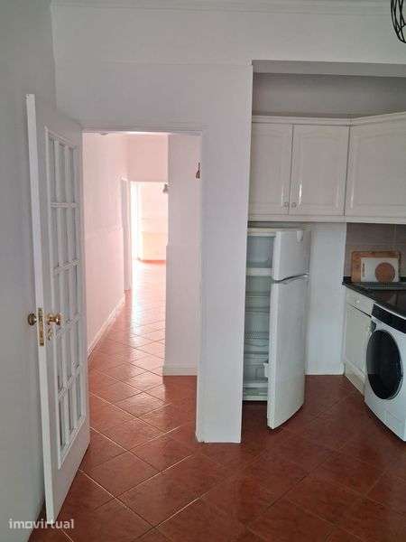 Apartamento T2 para alugar na Rua de São Bento, Lisboa. - Grande imagem: 2/12