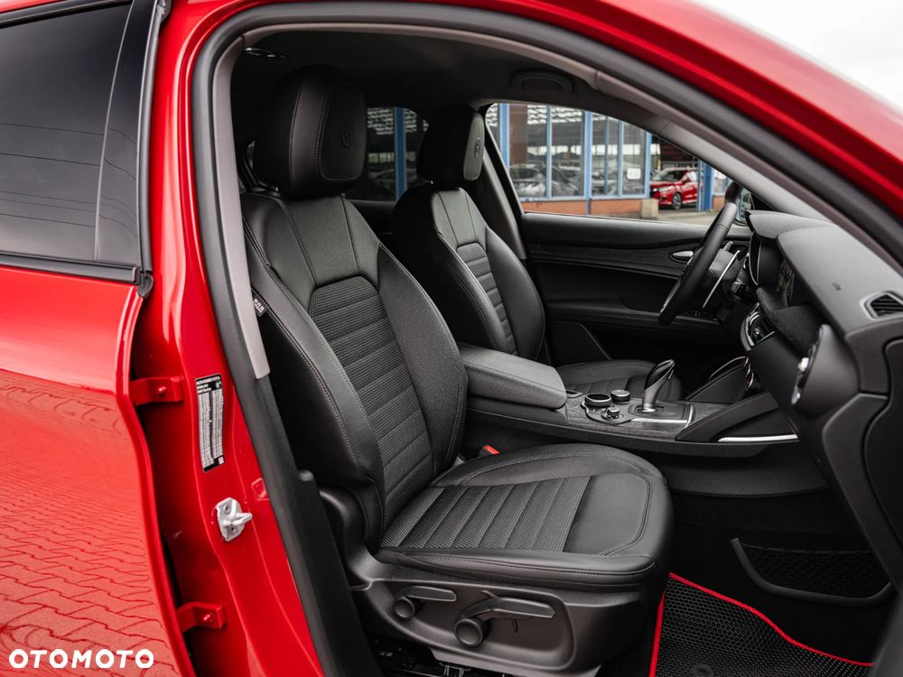 Alfa Romeo Stelvio 2.0 Turbo Sprint Q4 - 23