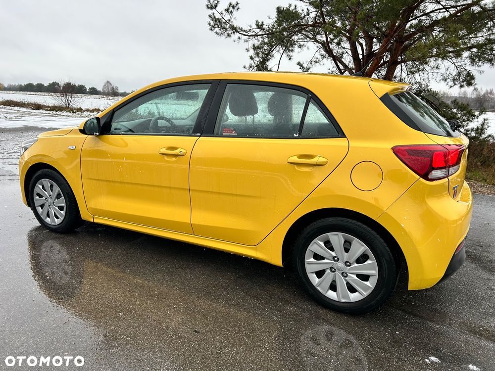 Kia Rio 1.2 M - 14