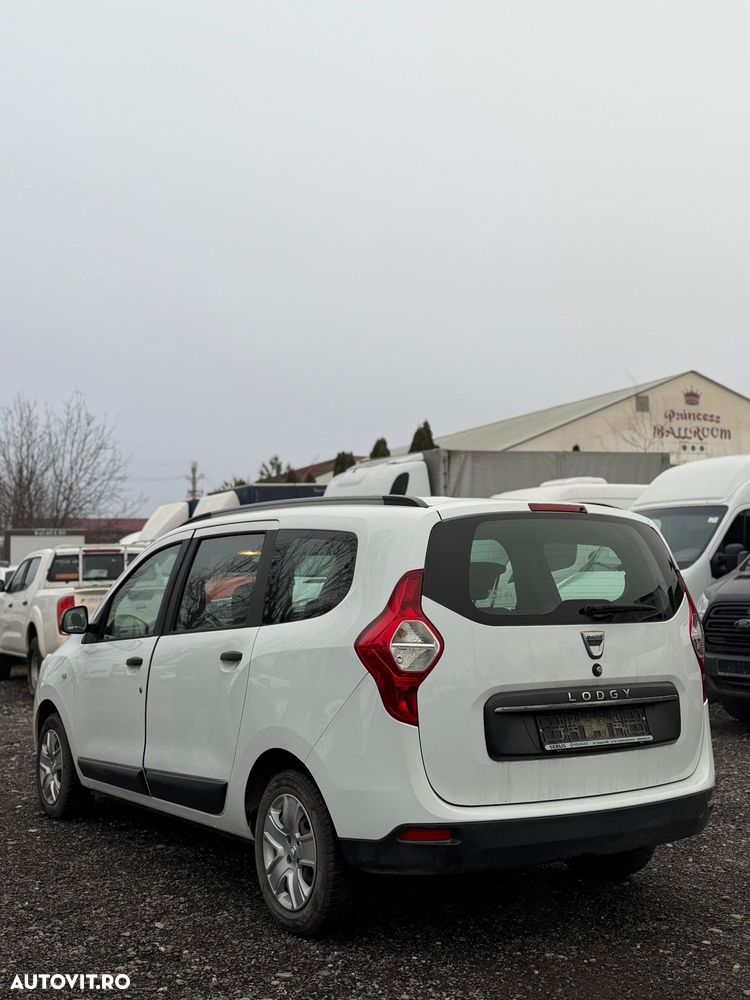 Dacia Lodgy 1.5 Blue dCi Laureate - 4