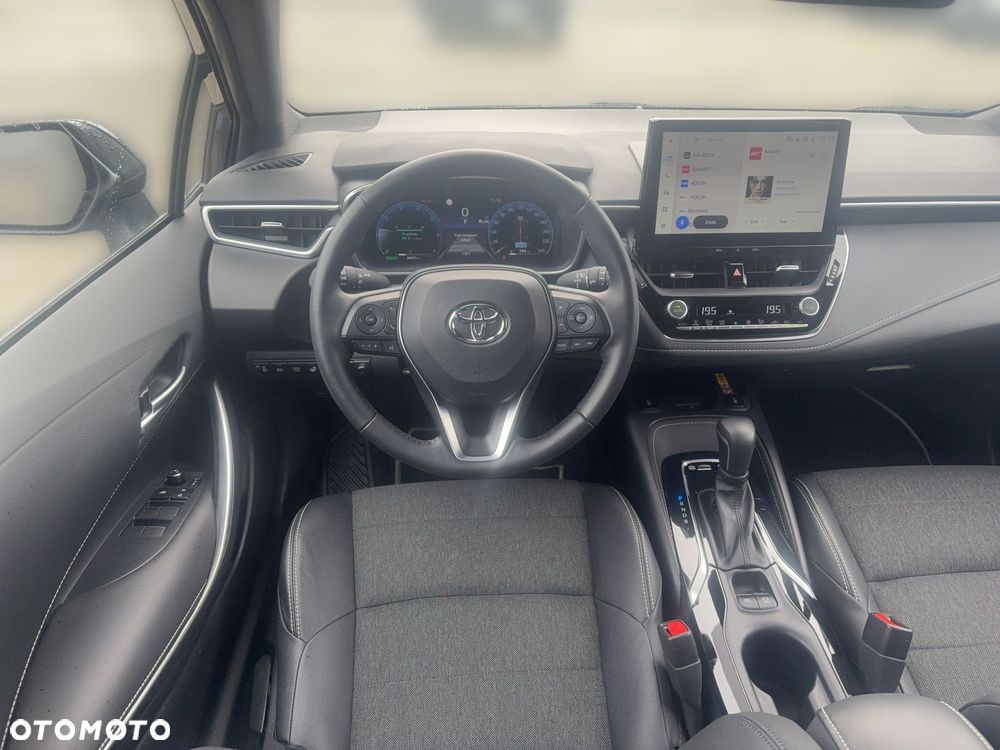 Toyota Corolla 1.8 Hybrid Style - 11