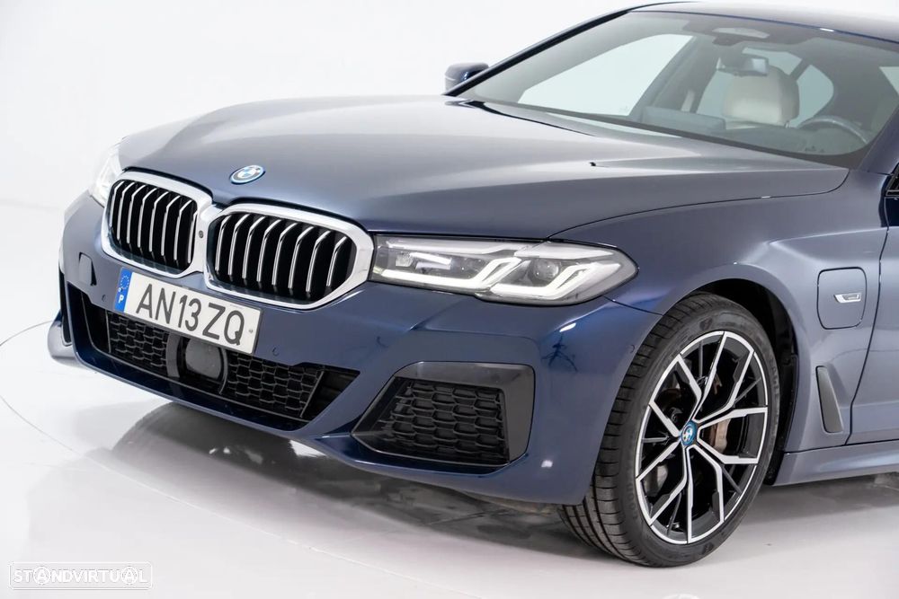 BMW 545 e xDrive Line Luxury - 18