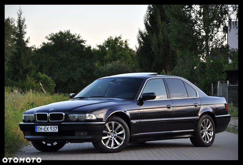 BMW Seria 7 728i L - 6