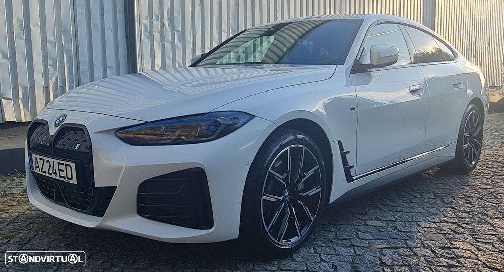 BMW i4 eDrive40 Desportiva M - 1