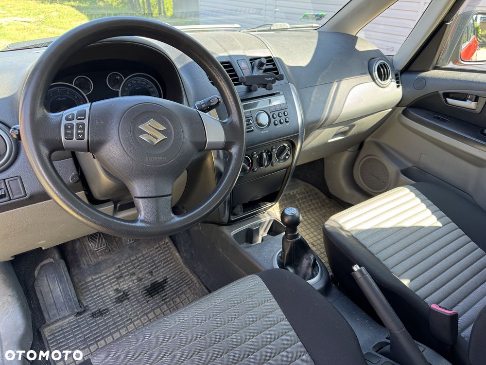 Suzuki SX4 1.6 Comfort 4WD - 12