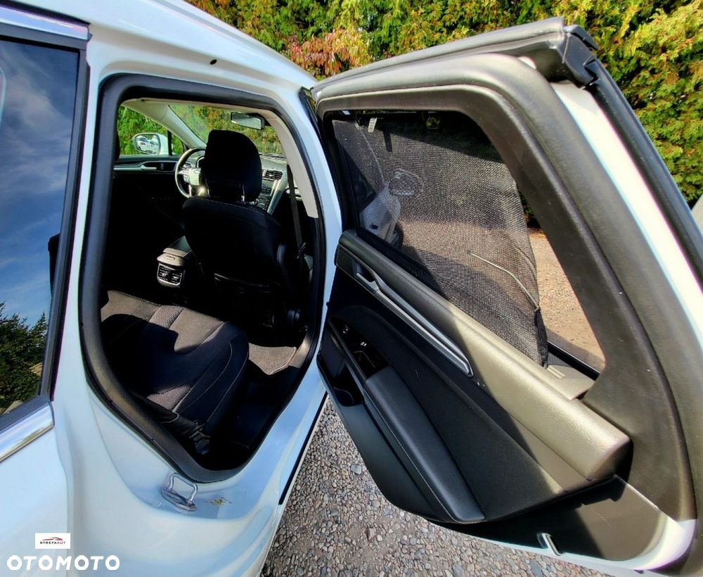 Ford Mondeo - 27