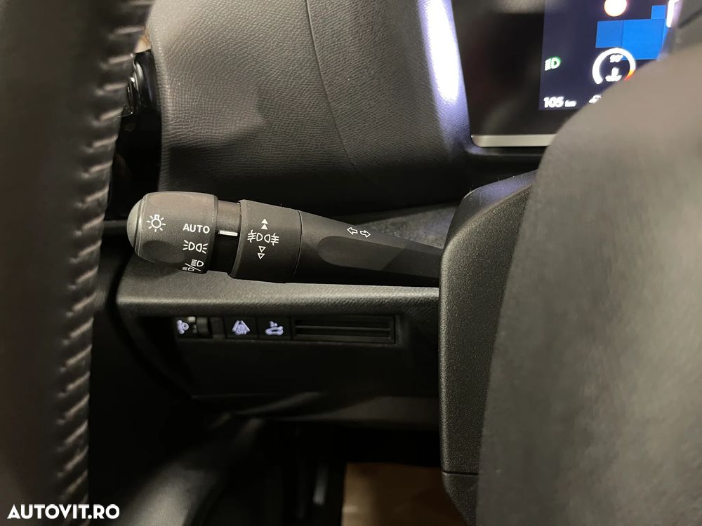 Citroën C4X PureTech 130 Stop&Start EAT8 FEEL PACK - 23