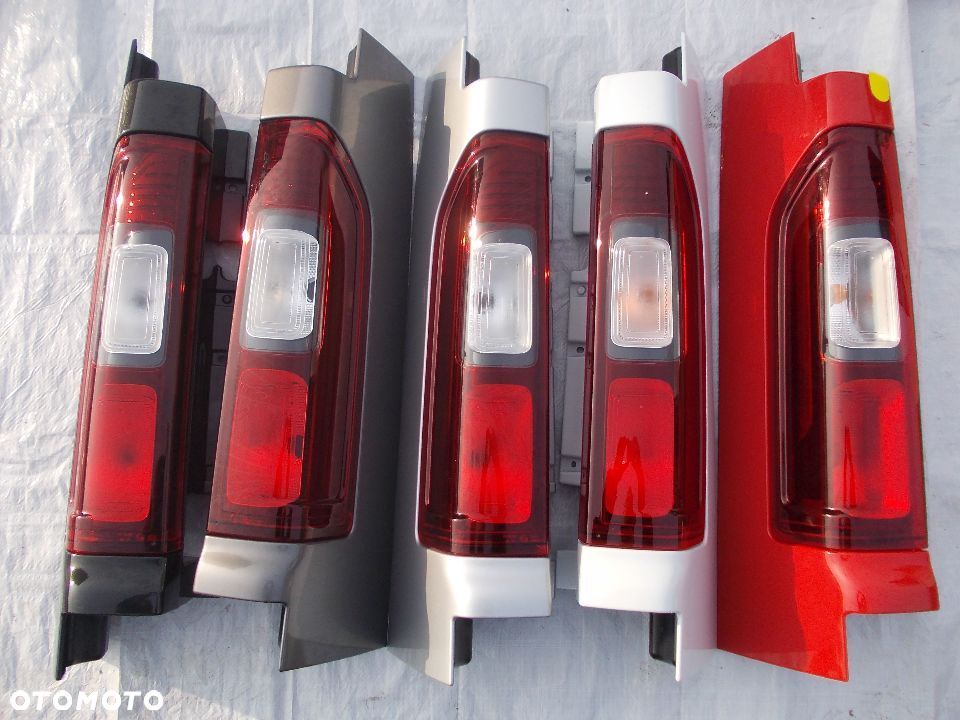 TRAFIC III VIVARO 1,6 lampa tył