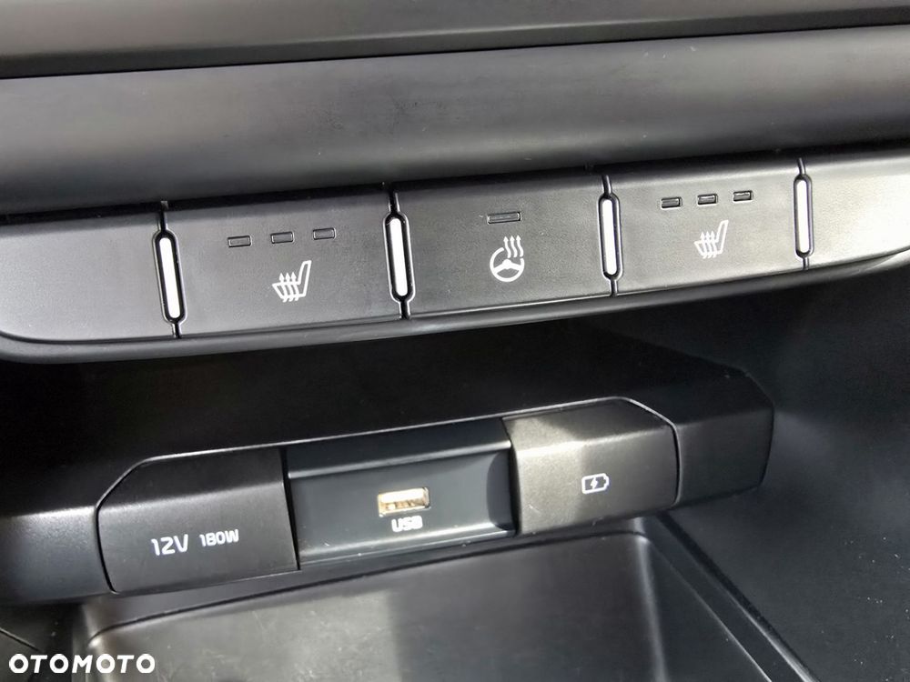 Kia XCeed - 19