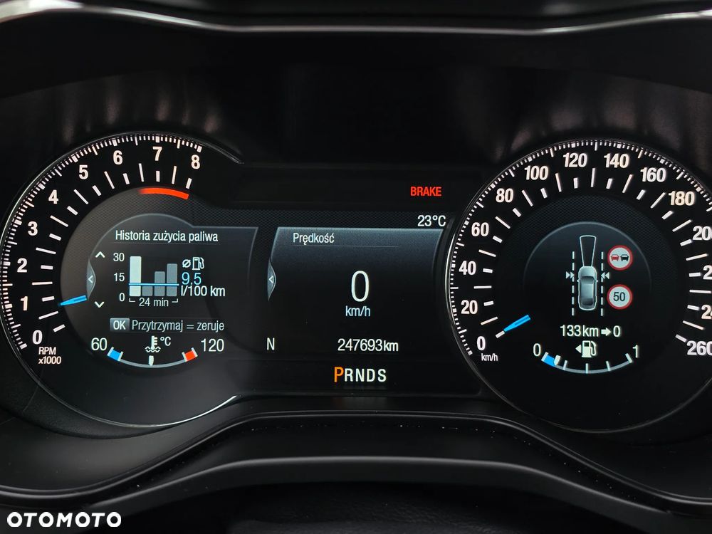 Ford Mondeo Vignale 2.0 EcoBoost - 36