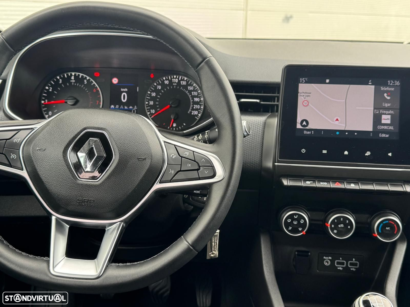 Renault Clio 1.0 TCe Exclusive - 11