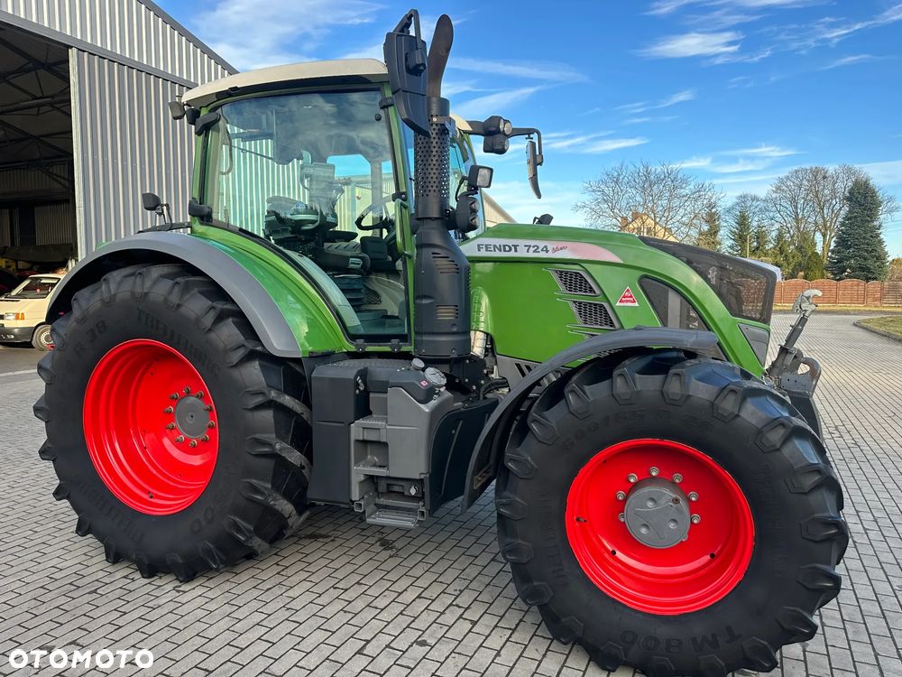 Fendt 724 S4 Plus RTK - 9