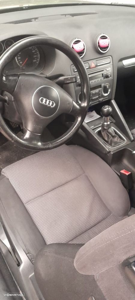 Audi A3 2.0 TDI Ambiente - 7