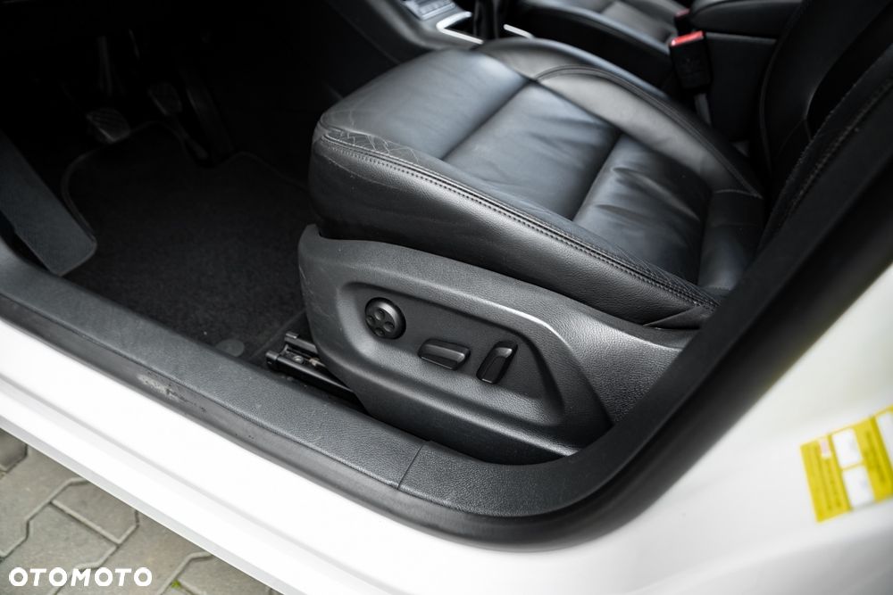 Volkswagen Tiguan 2.0 TSI 4Mot Sport&Style - 18