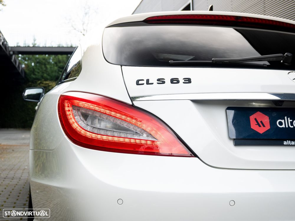 Mercedes-Benz CLS 63 AMG S Shooting Brake 4-Matic - 13