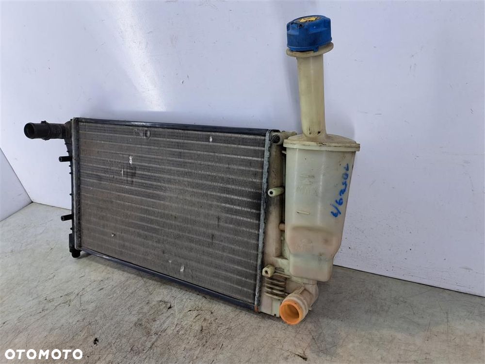 Chłodnica z wentylatorem Fiat Panda II 1.2 B 8V 2003-2013 ORYGINAŁ VALEO - 2