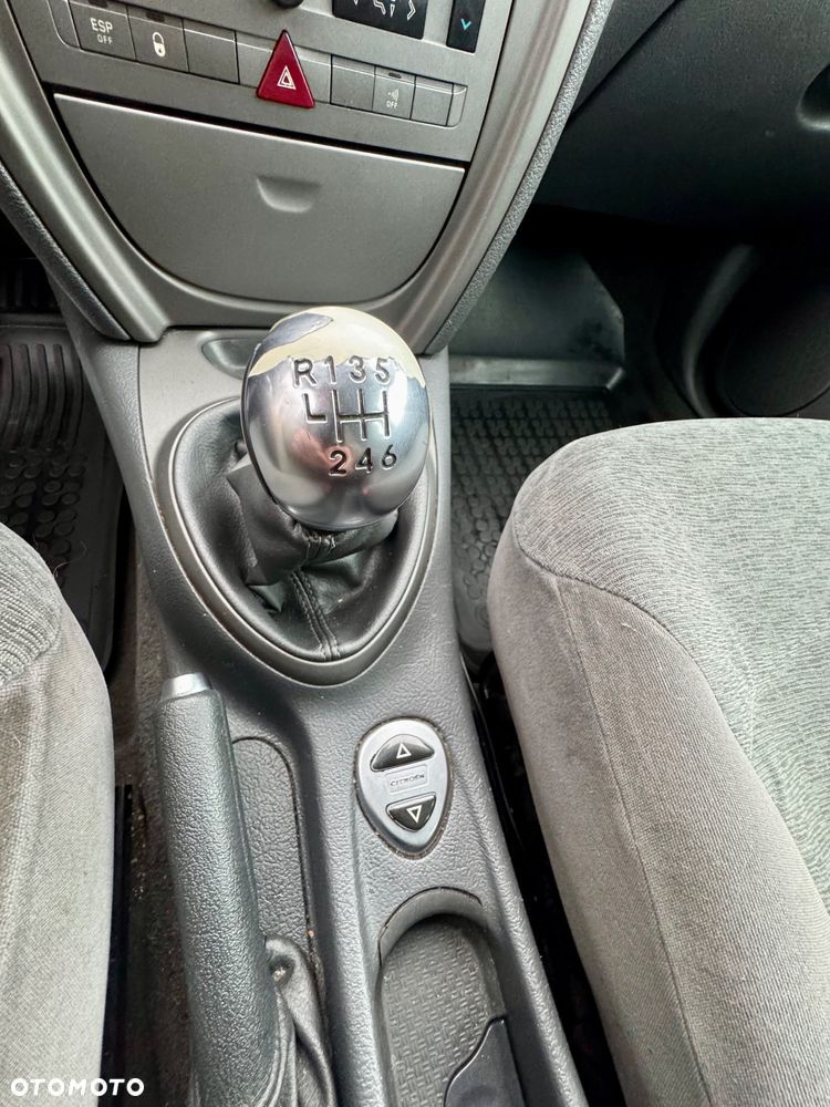 Citroën C5 2.2 HDi SX - 13