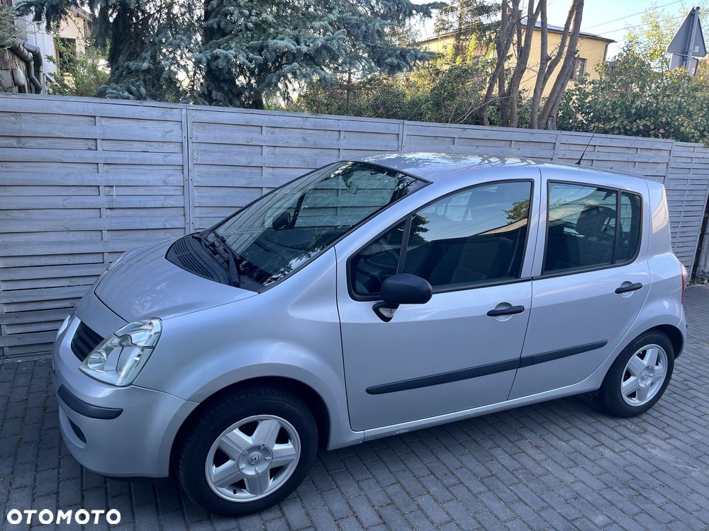 Renault Modus - 2