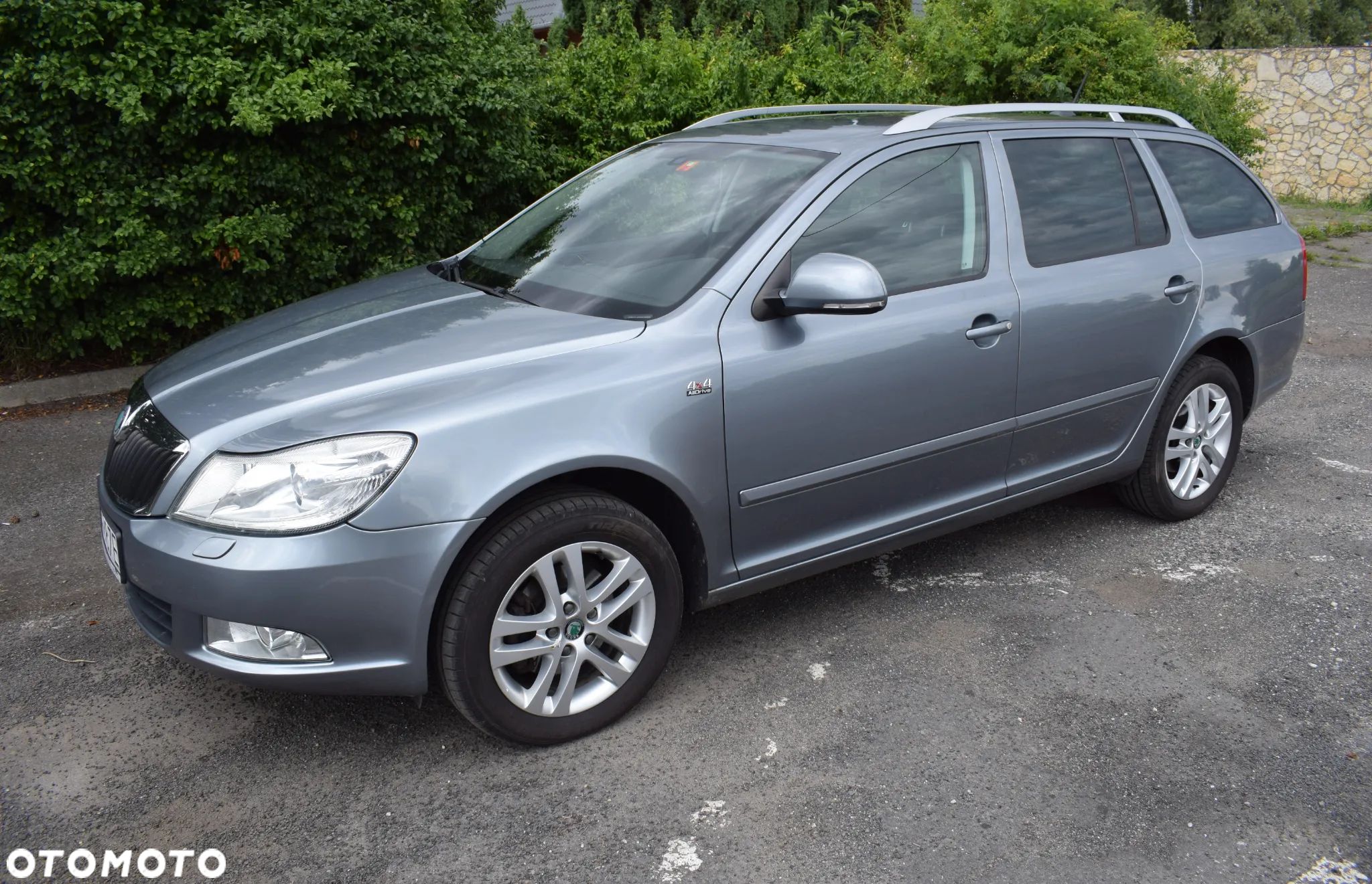 Skoda Octavia Combi 2.0 TDI DPF DSG 4x4 AllDrive - 1