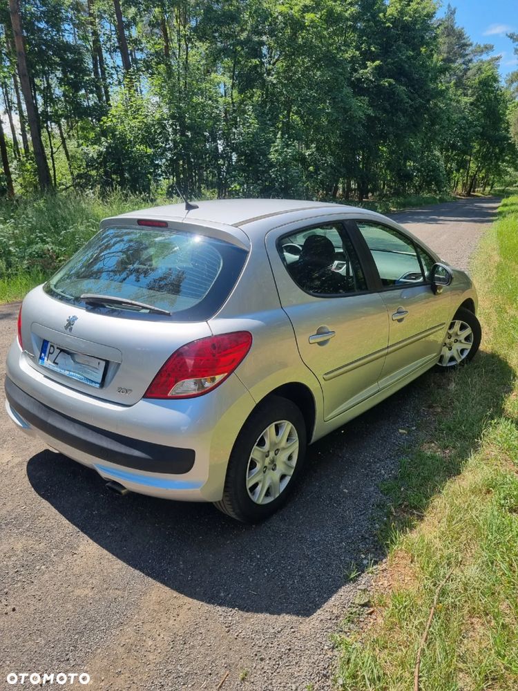 Peugeot 207 - 4