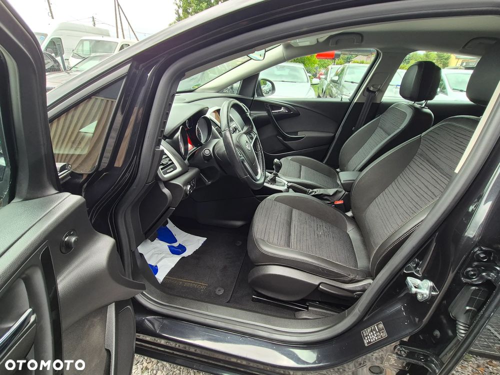 Opel Astra 1.6 CDTI Essentia - 23