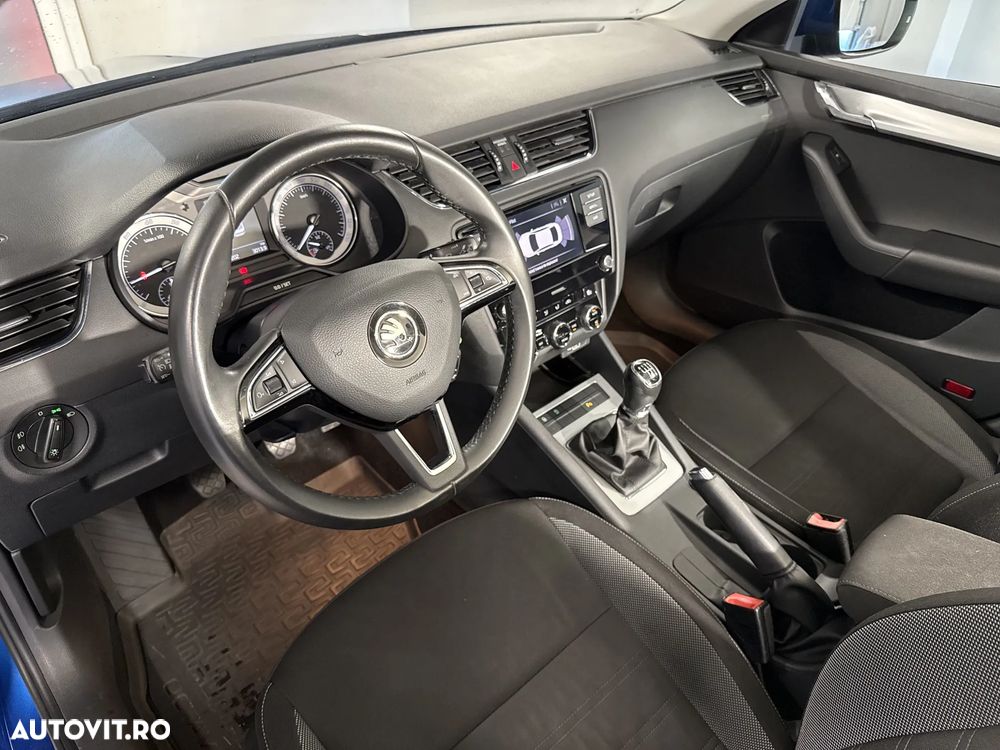 Skoda Octavia 1.0 TSI Active - 10