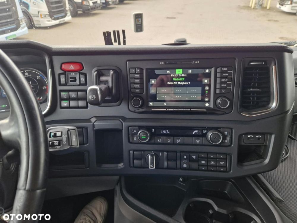 Scania R 450 A4x2NA - 17