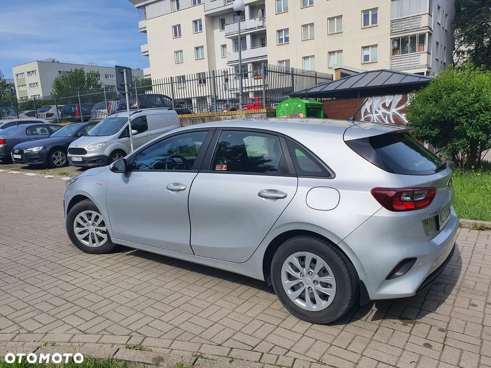 Kia Ceed - 9