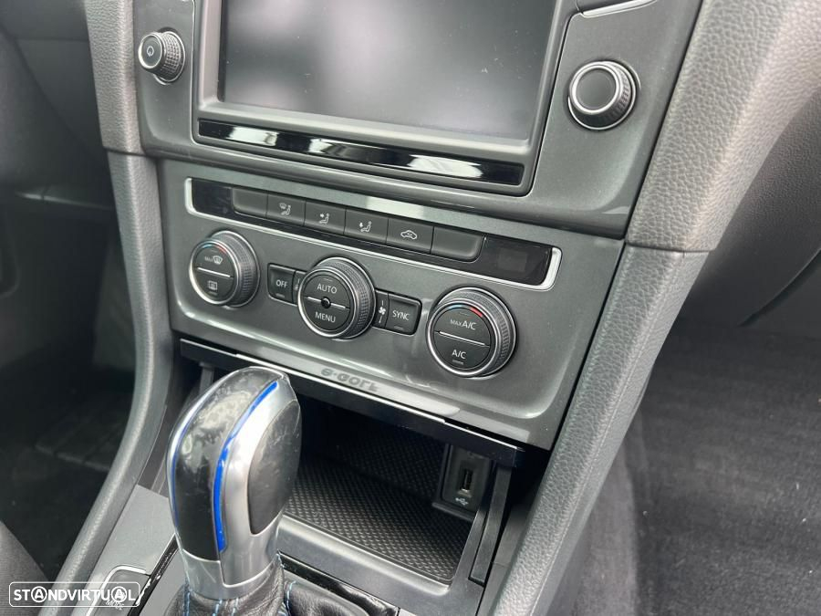 VW e-Golf AC/DC - 7