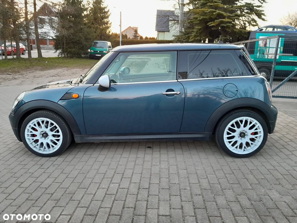 MINI Cooper 50 Camden - 2