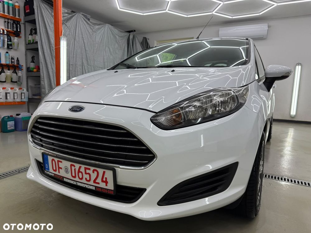 Ford Fiesta 1.25 Trend Edition - 6
