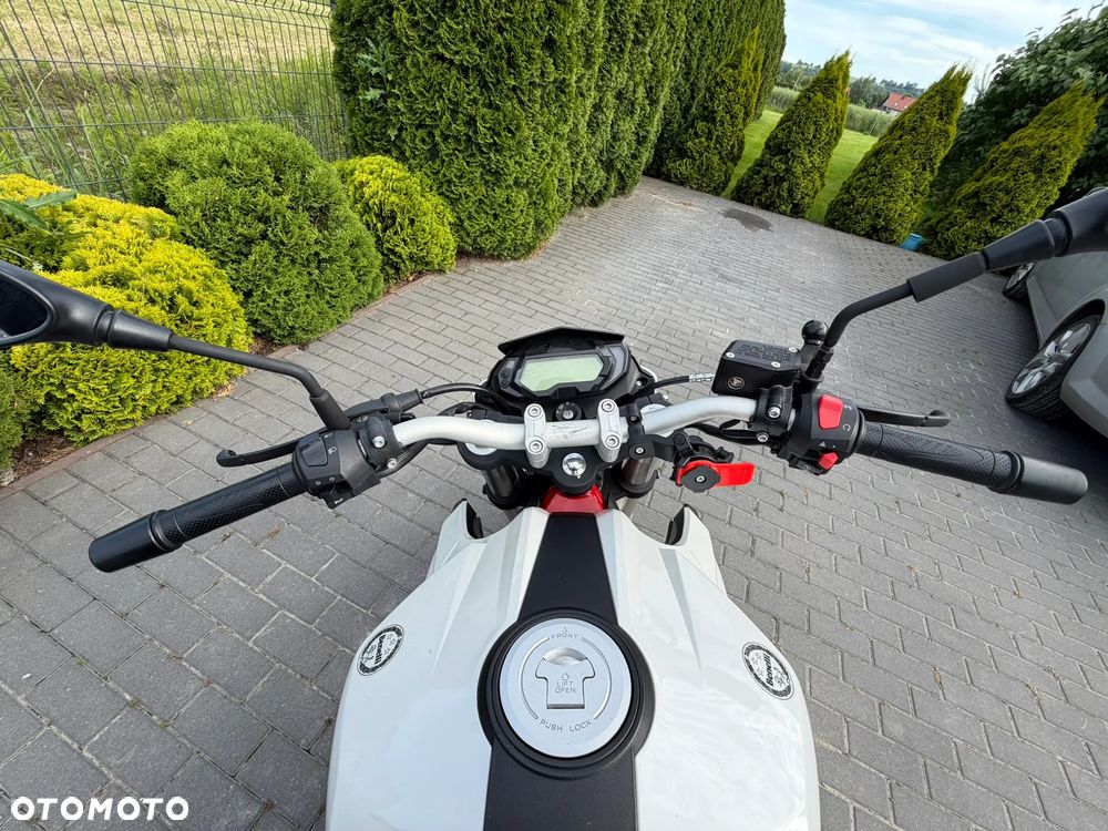 Benelli BN 125 - 7