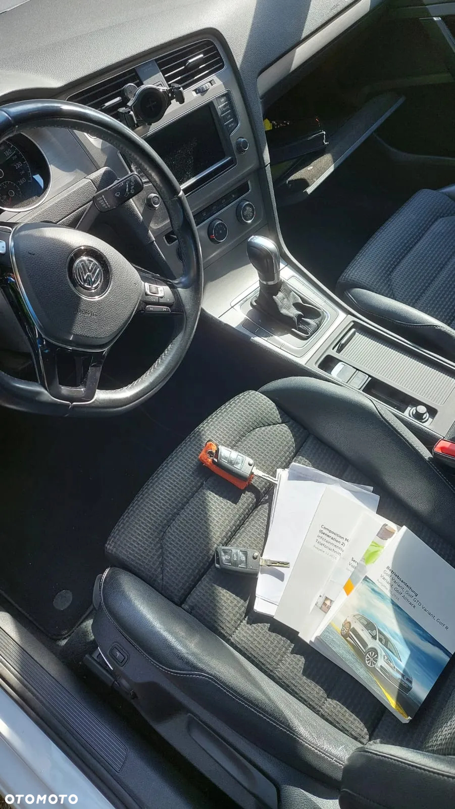 Volkswagen Golf 2.0 BlueTDI DSG Comfortline - 28