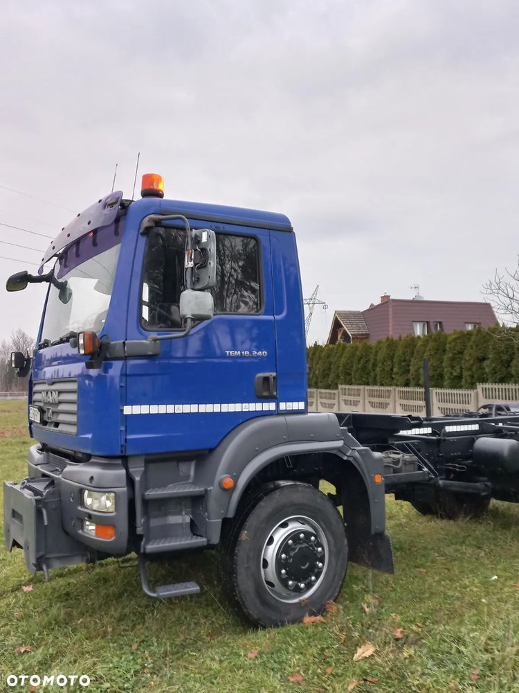 MAN TGM 4X4 18.240 KIPPER 3-STR. - 6
