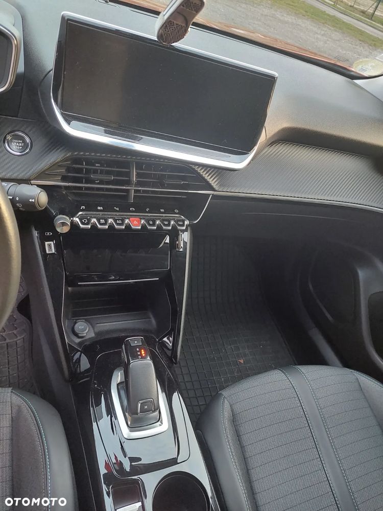 Peugeot 2008 1.5 BlueHDi Allure Pack S&S EAT8 - 12