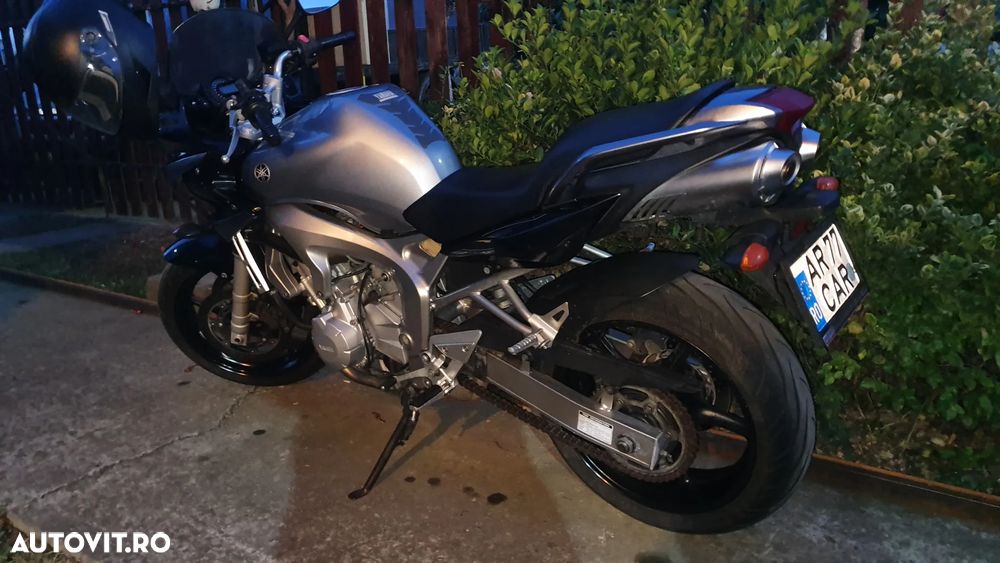 Yamaha FZ-6S Fazer - 2