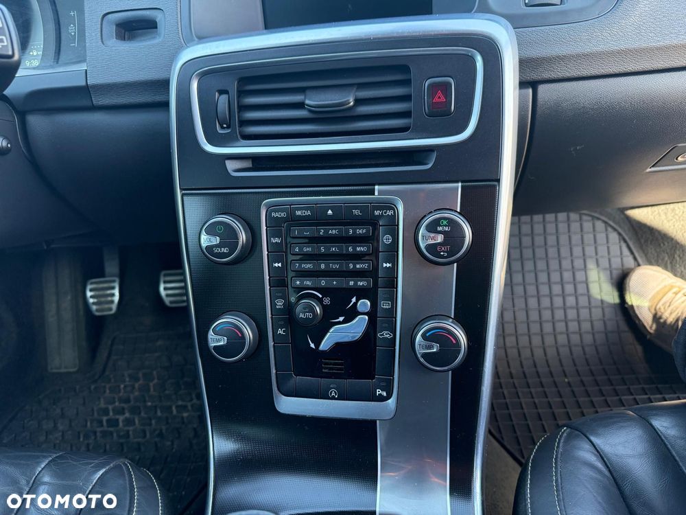 Volvo V60 D4 Ocean Race - 16