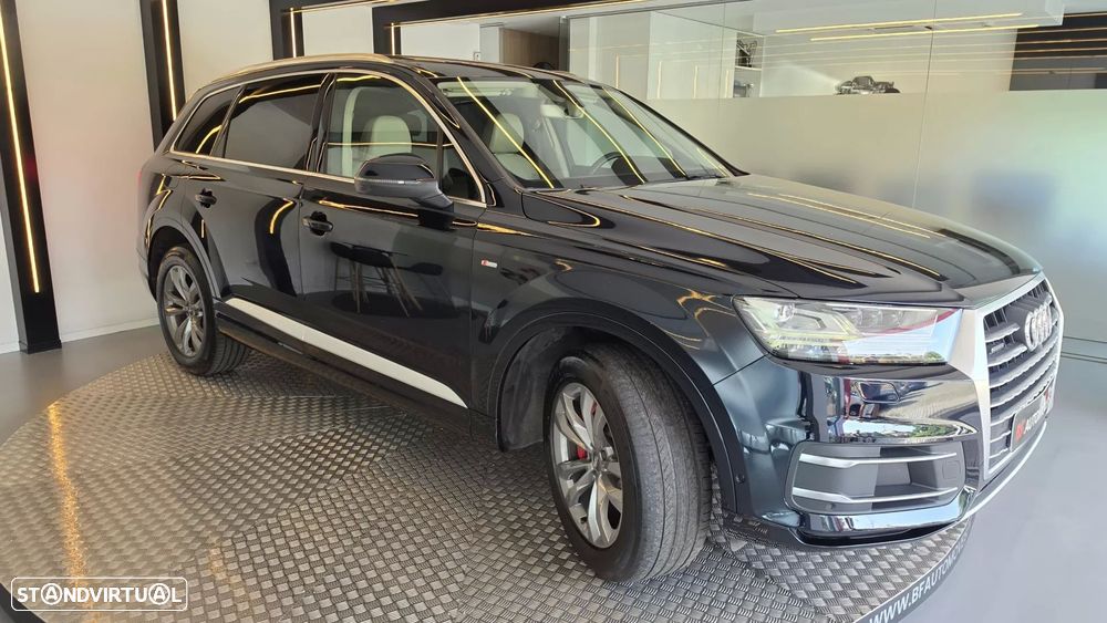 Audi Q7 3.0 TDI quattro S-line Tiptronic 7L - 22