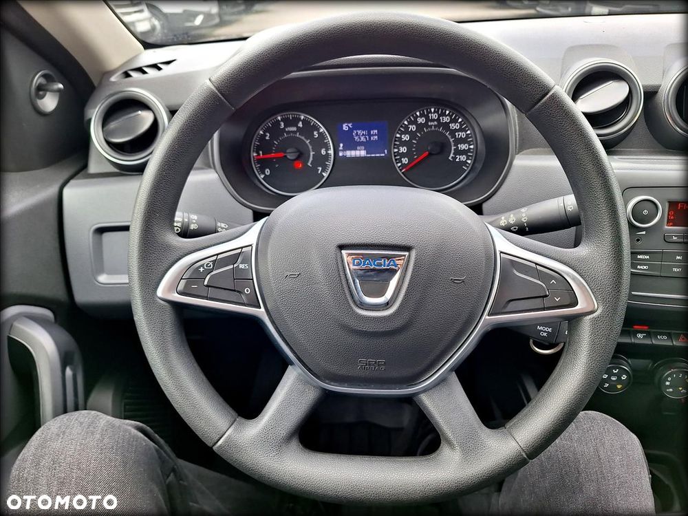 Dacia Duster 1.3 TCe FAP Essential - 16