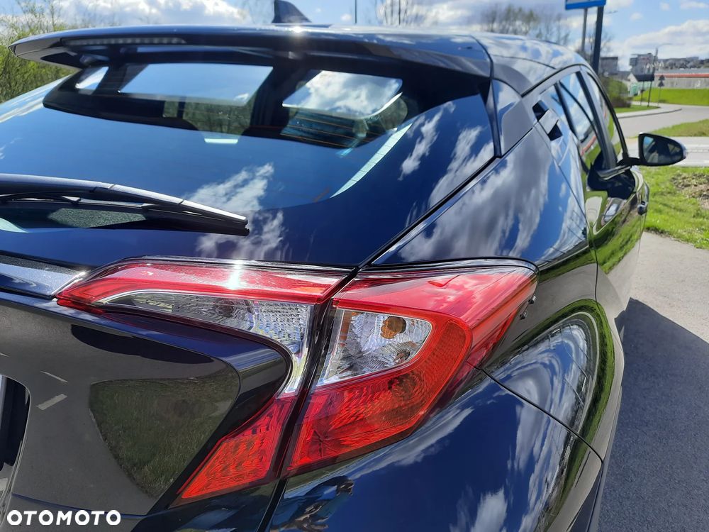 Toyota C-HR - 9