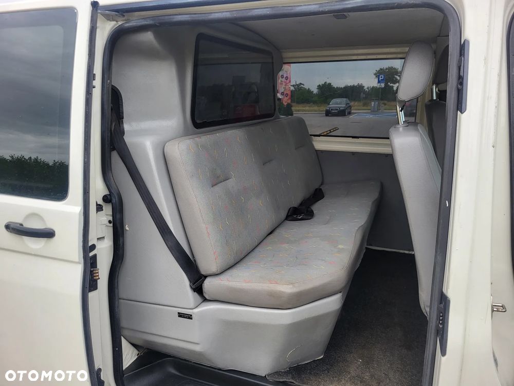 Volkswagen Transporter - 24