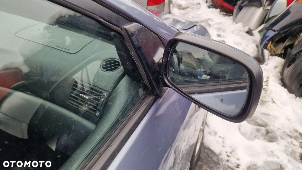 TOYOTA COROLLA E12 SEDAN KOMBI LUSTERKO PRAWE ELEKTRYCZNE 8Q3 - 2