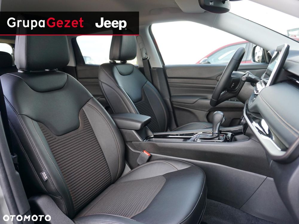 Jeep Compass - 8