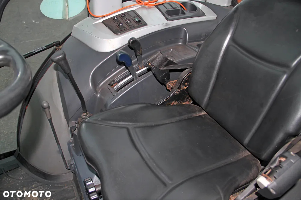 Kioti EX50 hst - 9