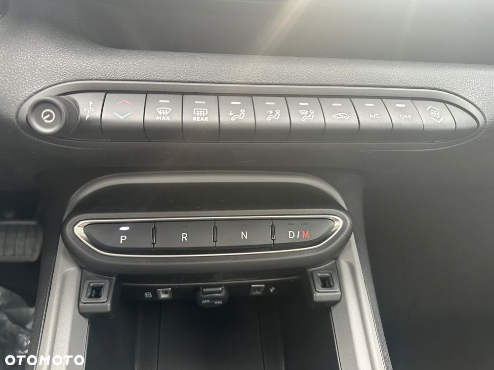 Jeep Avenger 1.2 T3 mHEV Longitude FWD eDCT6 - 13