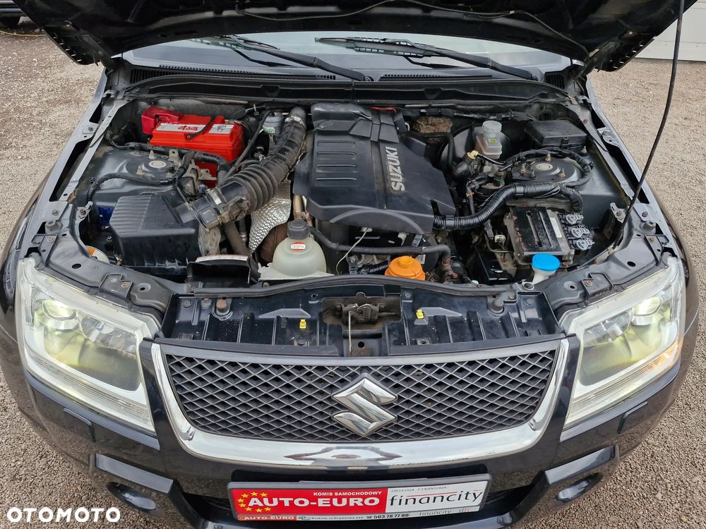 Suzuki Grand Vitara 1.9 DDiS Premium - 30